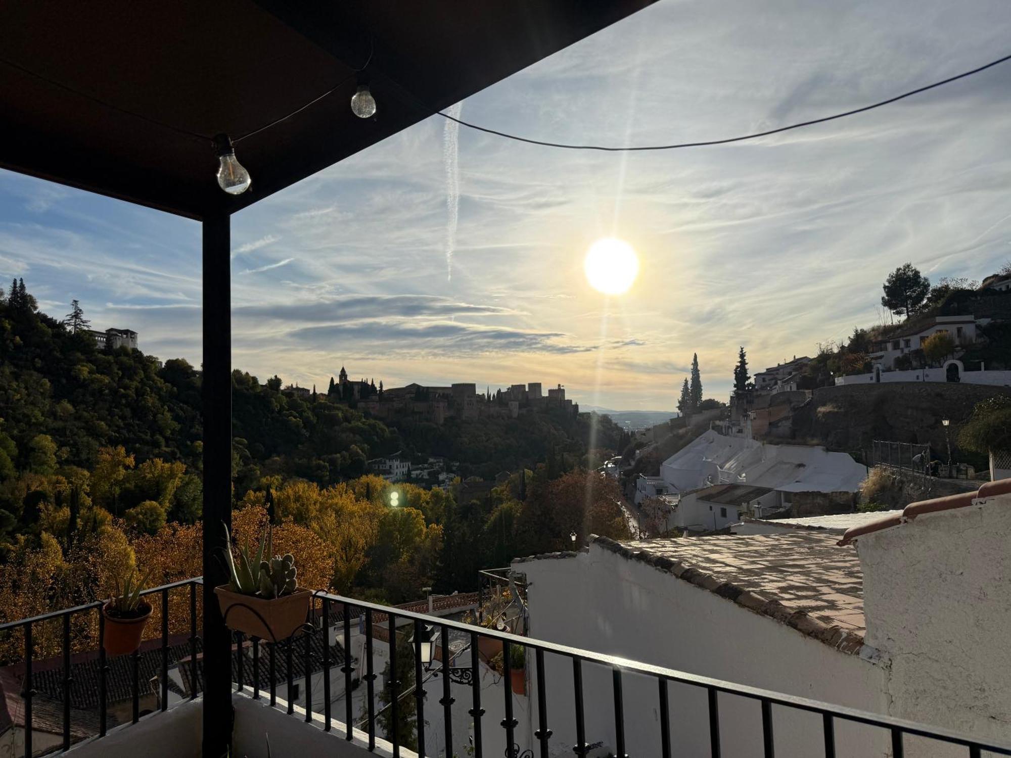 Cueva La Bonica - Hostatel Apartment Гранада Екстериор снимка